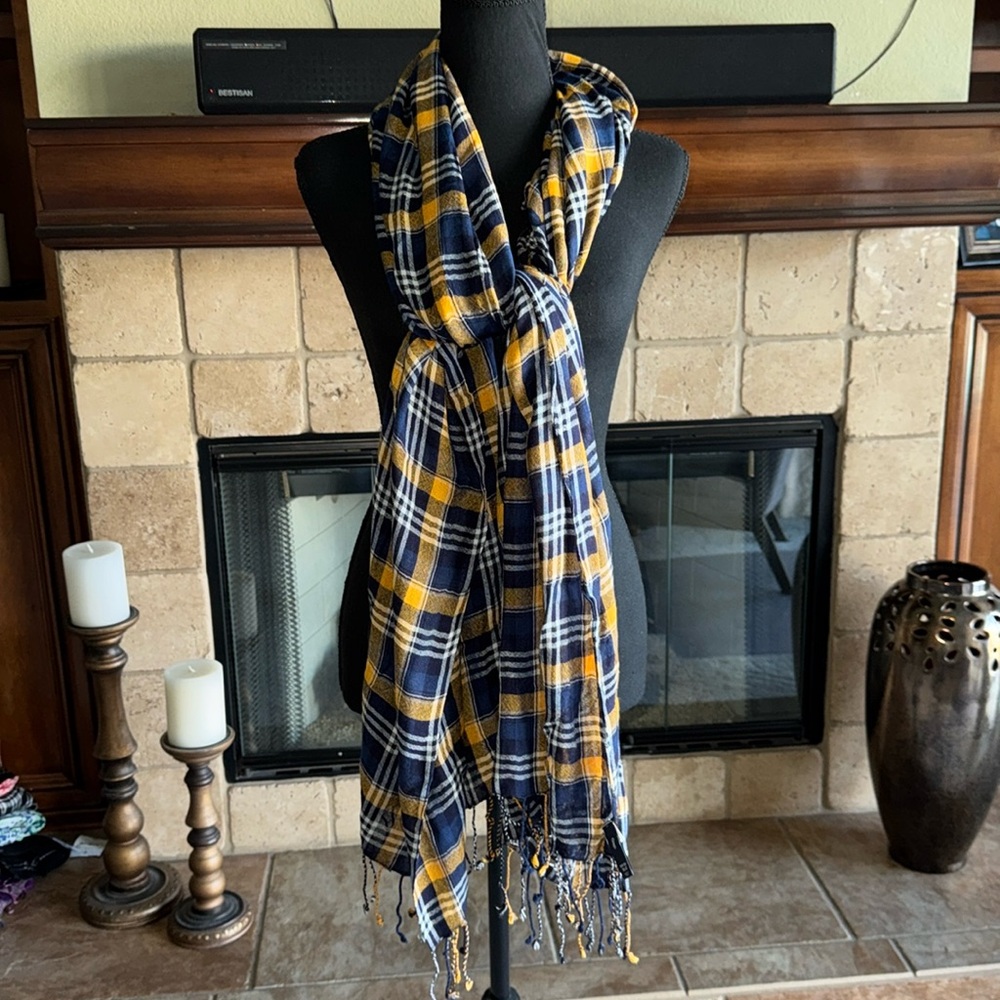 Gap Scarf Oversized with Fringe Detail